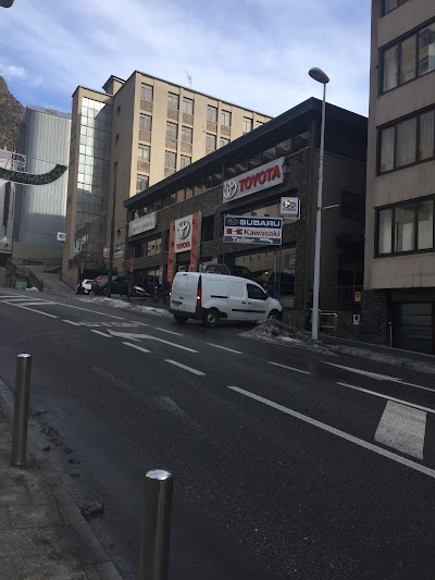 car-dealer
