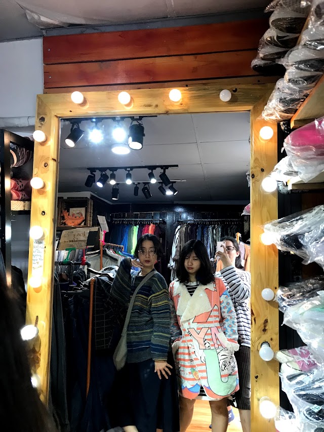 Lộn Xộn Clothing