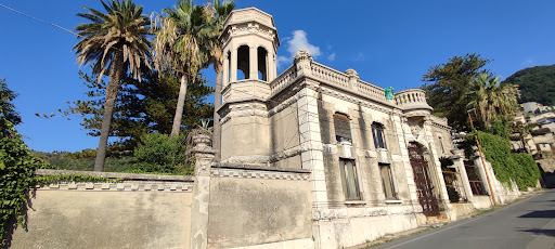 Villa De Leo