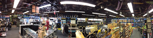 Salty Peaks Snowboard Shop - Thumbnail