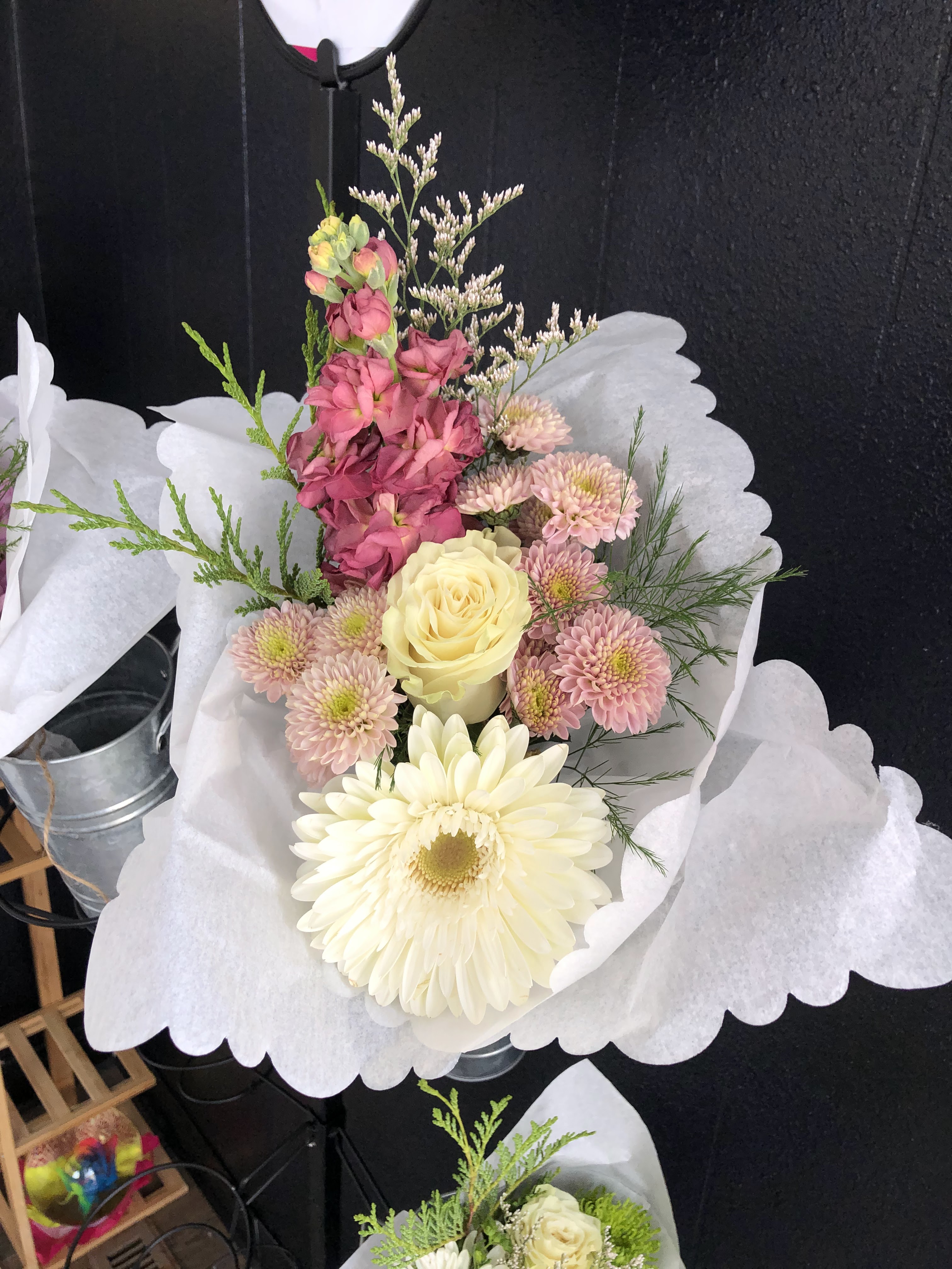 Black Eyed Susan's Flower Studio LLC