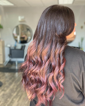 Wild & Free Hair Studio by null