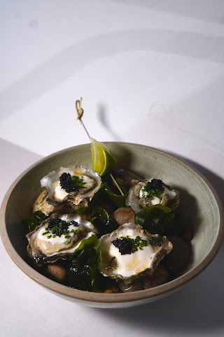 El Pez Kitchen & Sushi by null