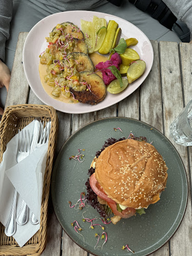 Opinie o Ciasna w Toruń - Restauracja