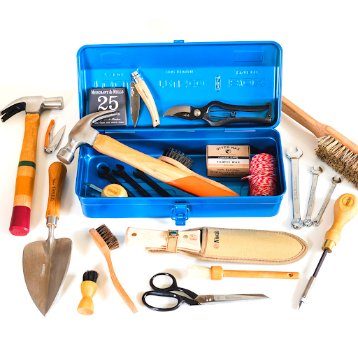 Tinker and Fix - Visual