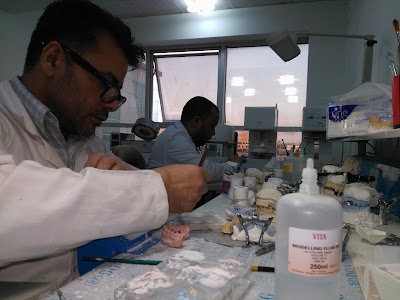 Photos of مختبر الغدير لصناعة الاسنان .للزيركون.والسيراميك