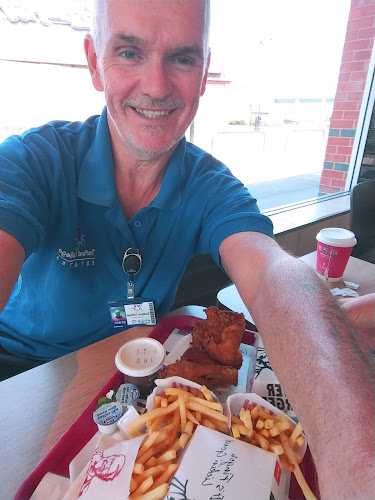 KFC Manchester - Trafford Retail Park - Restaurant