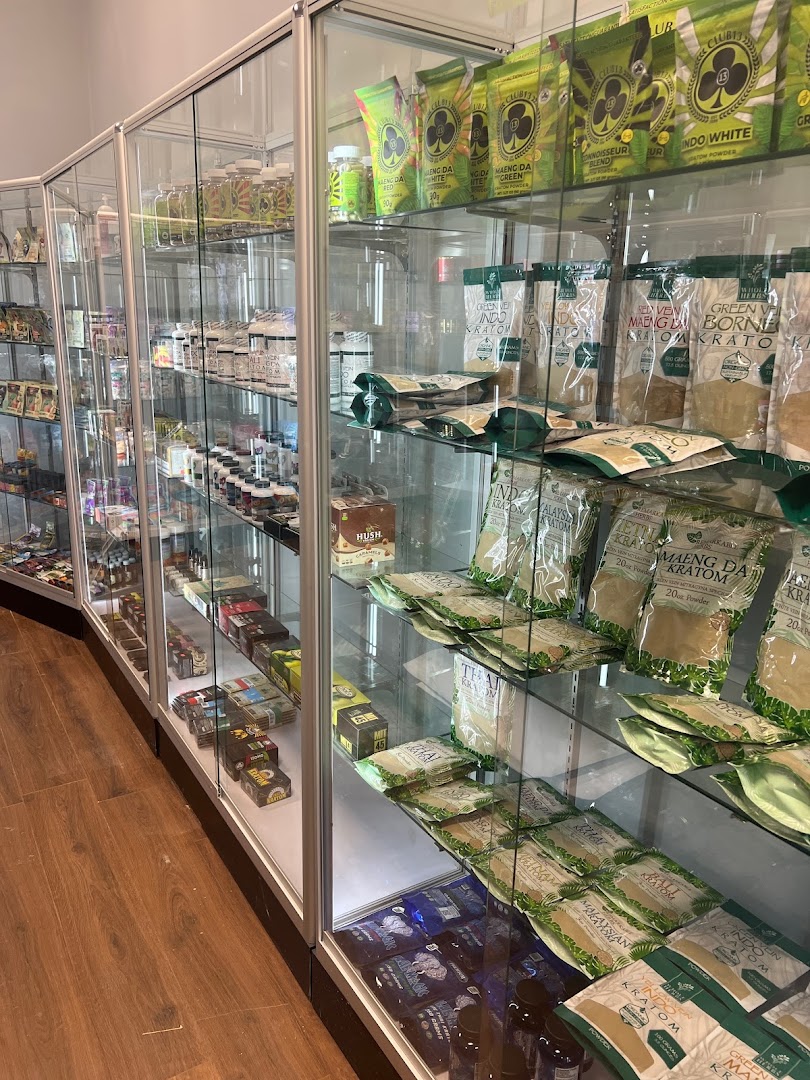 65 Sixty Five Tobacco THC, Kratom, Delta 8 & CBD photo 3