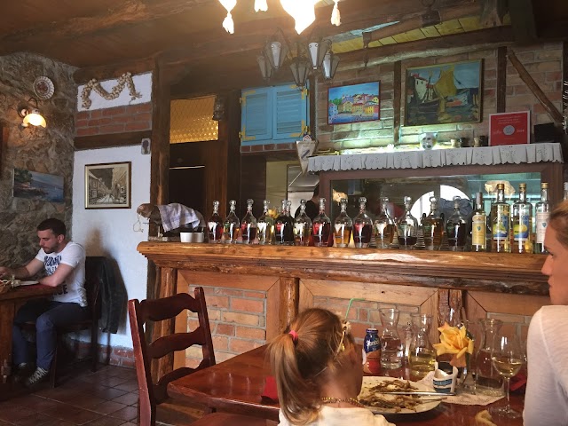 Valle Losca Tavern