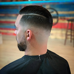 Photo n°28 de AMIN FRESH BARBER - Annonay - Coiffeur & Barbier à Annonay (Magasin d'articles de coiffure pour hommes)