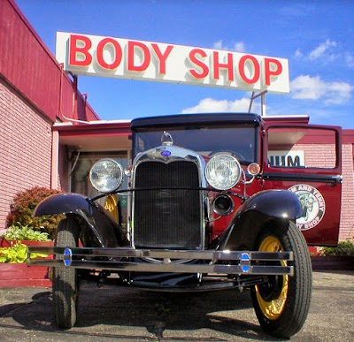 Barnum and Tenny Body Shop