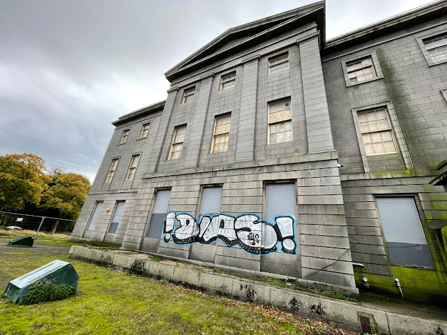 Reviews of Denburn Car Park in Aberdeen - Parking garage
