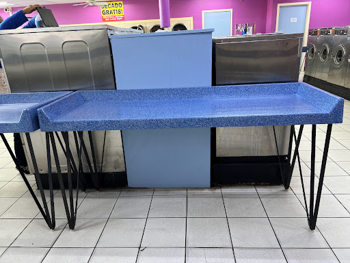 Value Coin Laundry - Visual