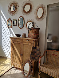 Photo n°2 de Antiquités Brocante Saint Martin Laon Aisne Achat Vente à Laon (Magasin d'antiquités)