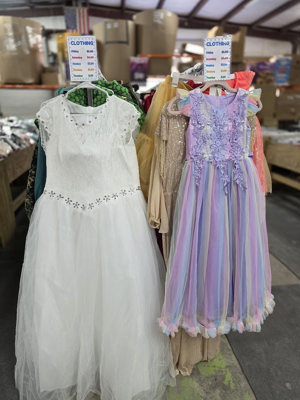 Hinesville Liquidation Station photo 3