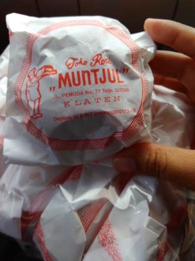 Photos of Toko Roti Muntjul