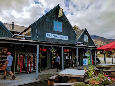 Photos of Glenorchy Wharf