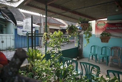 Photos of dr Iskandar