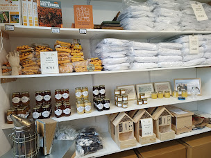 Photo n°2 de Api Mayenne à Saint-Berthevin (Magasin)