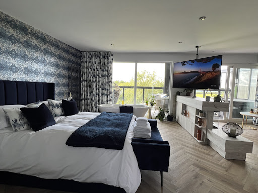 Loudoun Mains Country Cottages and Country Club