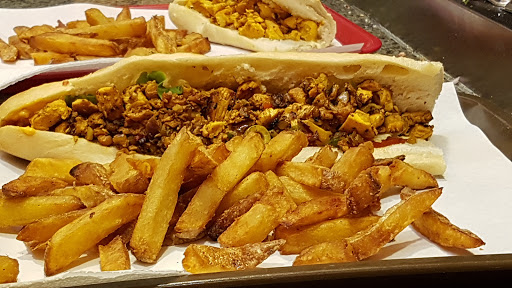 Photo 9 - LE SEVEN EIGHT - (TACOS BURGER SALADE)