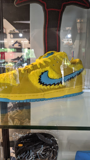 Trusted Kicks - Thumbnail