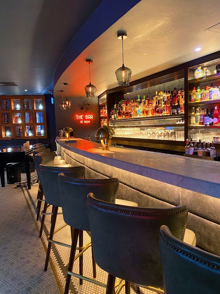 Discover the best bars in Mayfair, London with our curated list featuring some of the most stylish and sophisticated spots in the area. From classic cocktail bars to trendy rooftop terraces, find your perfect place to sip and socialize in this exclusive part of the city. #mayfair #mayfairlondon #londontravelguide #lonfonnightlife Things to do in London | Things To Do In Mayfair London | Places To Go For Nightlife In London | Best Bars In London | Mayfair Bars | Where To Go Out In London