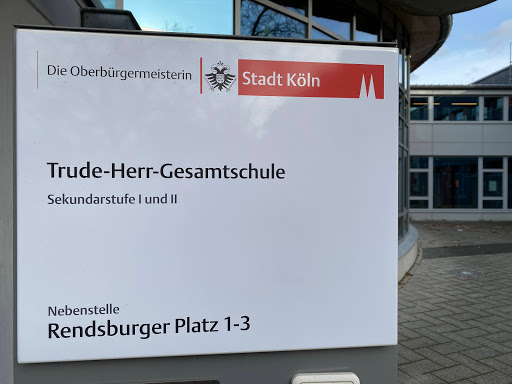 Trude-Herr-Gesamtschule - Standort Rendsburger Platz - Thumbnail