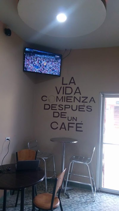 Photos of La Casa Pizza Y Caf&eacute;