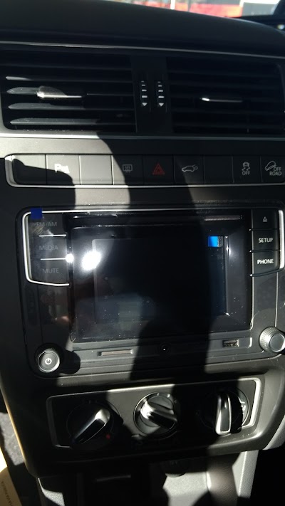 Photos of Volkswagen Luxcar Sa