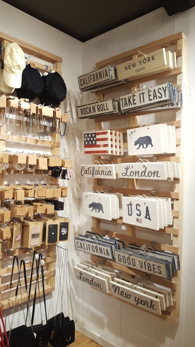 Brandy Melville Frattina