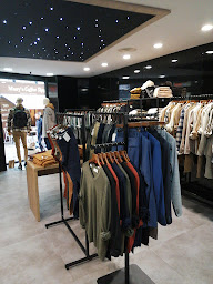 Photo n°5 de GUAPO à Salon-de-Provence (Magasin de vêtements)