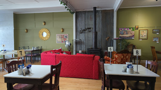 Juneils Cafe - Thumbnail