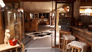 Photo n°6 de Restaurant du Col du Granier à Apremont (Boutique de cadeaux)