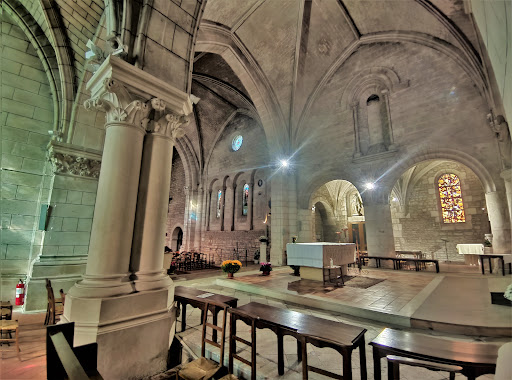 Eglise St-Pierre Gallery - France