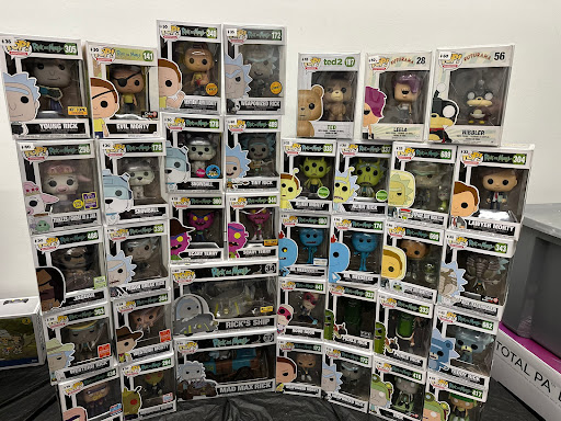 Far Out Collectibles - Thumbnail
