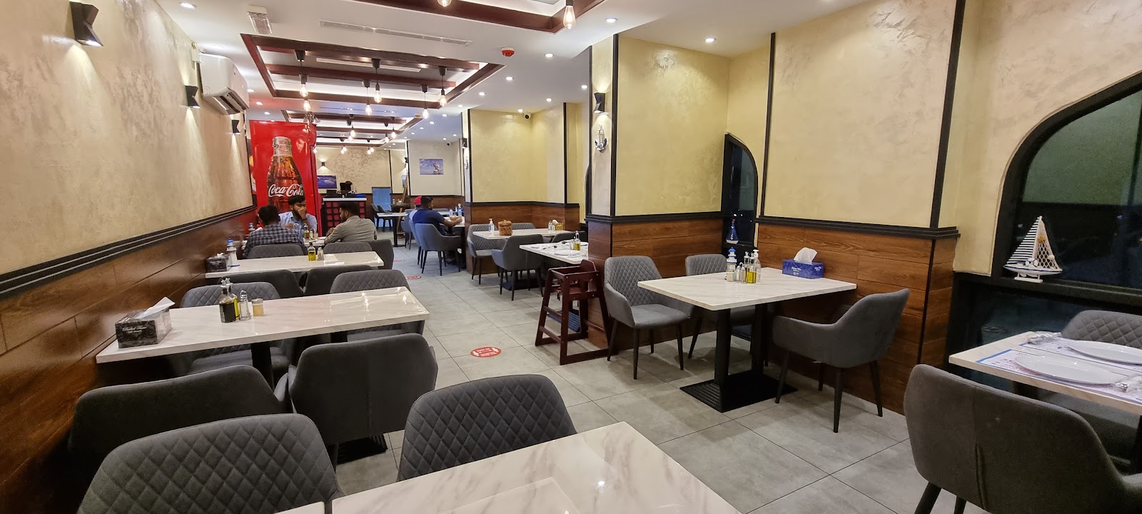 Ajooz Albahar Restaurant - صورة 4