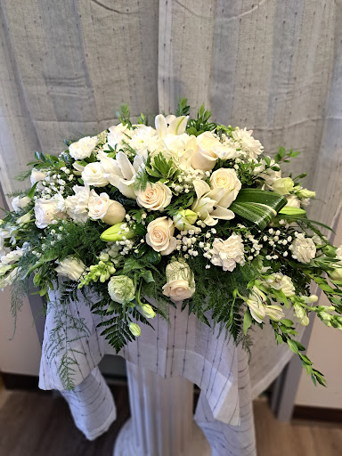 Joanne's Floral Boutique & Gifts - Thumbnail