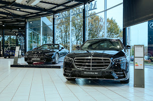 Photo n°2 de Mercedes-Benz Rent Limoges à Limoges (Agence de location de voitures)