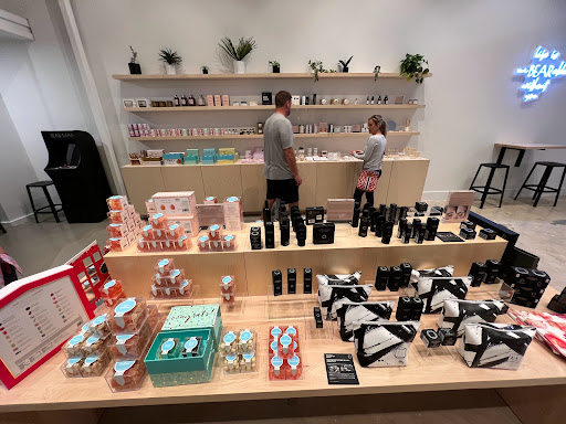 Bear's Compounding Pharmacy - Visual