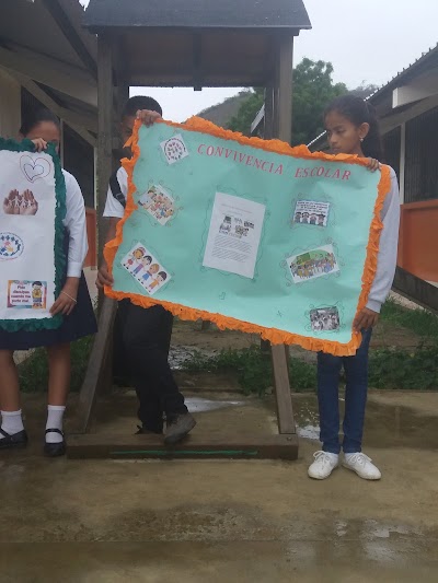 Photos of Escuela Cayetano Cede&ntilde;o
