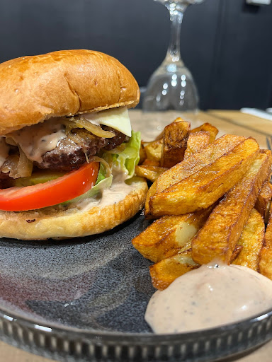 Photo 1 - MAISON BURGER