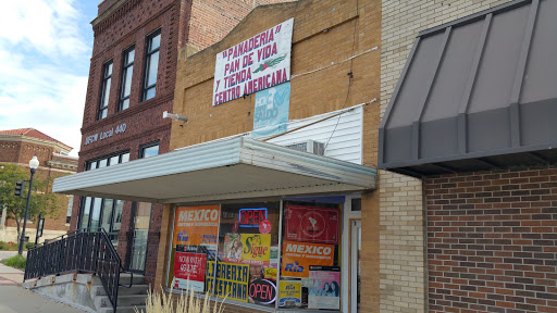 North Main Coin Laundry Logo