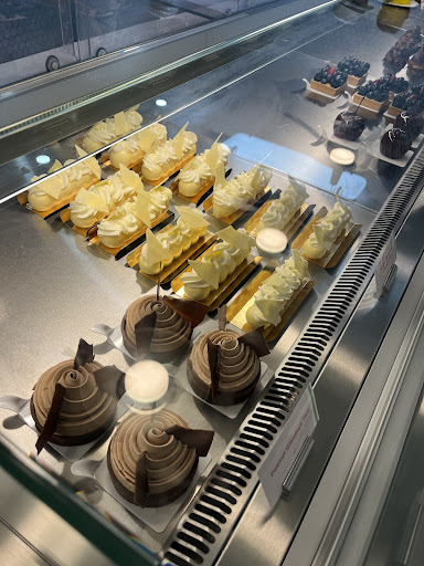 Mister Croissant Bakery & Cafe Gallery - United States