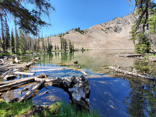 Baker Lake Trailhead