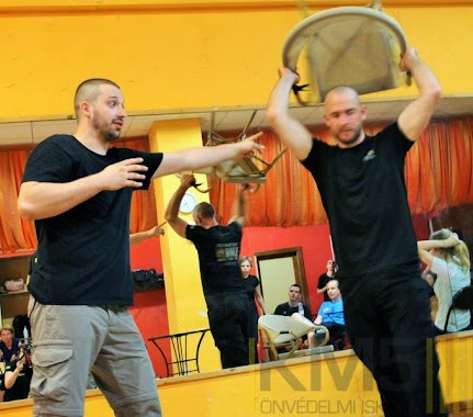 KM5 Önvédelmi Iskola - Krav Maga edzés, Author: KM5 Önvédelmi Iskola - Krav Maga edzés