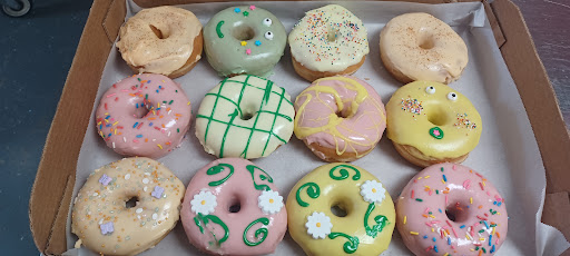 OFF the SQUARE DONUTS - Thumbnail
