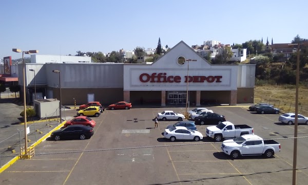 Office Depot, Calz La Huerta 2799, La Huerta, 58050 Morelia, Mich., México