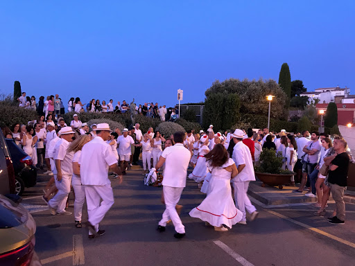 Begur, Plaça Forgas (Dir. Regencos) - Thumbnail