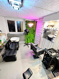 Photo n°9 de Mahstyle beauty salon à Limoges (Salon de coiffure)